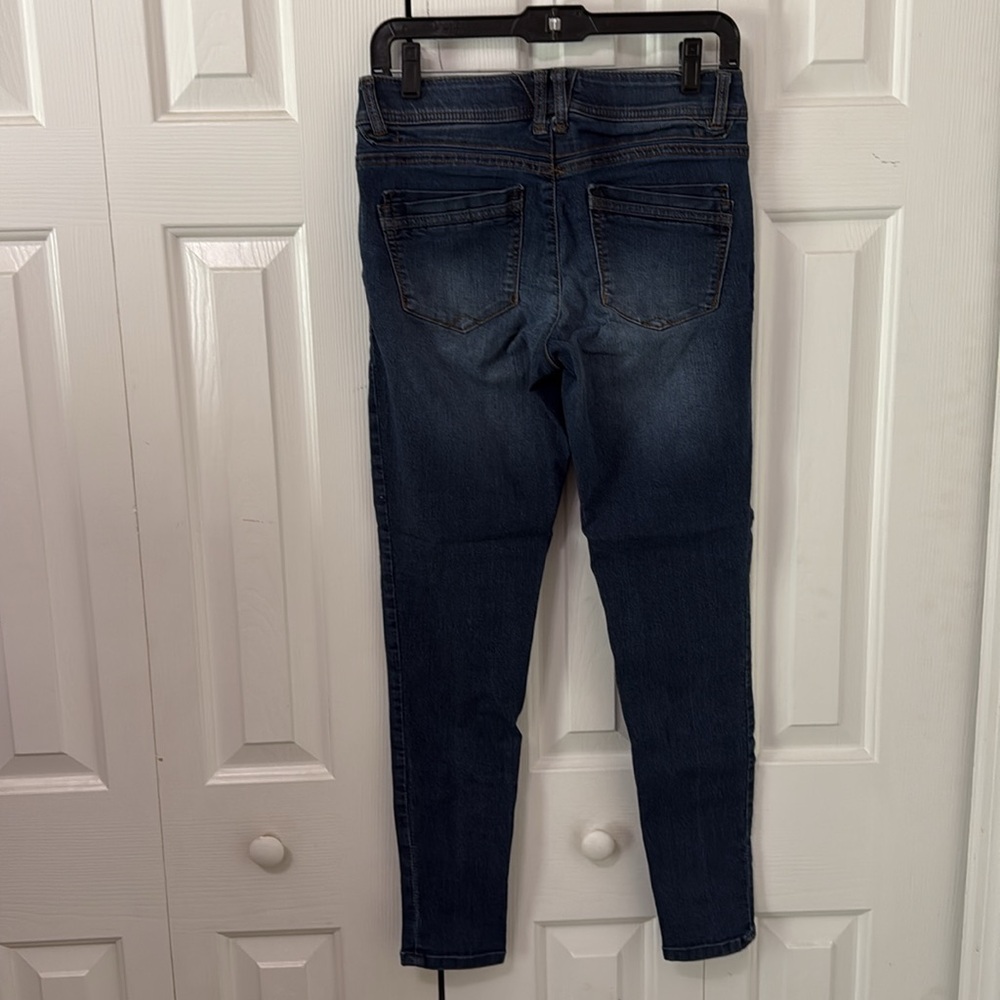Democracy Jeans - Picture 2 of 4